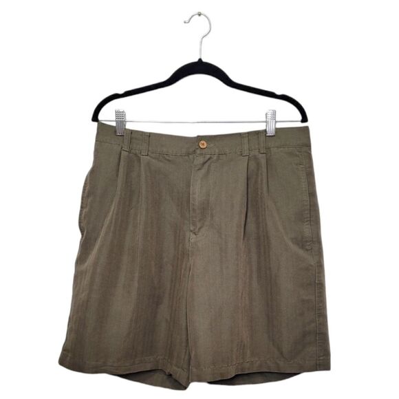 Breakwater Green Pleated Shorts - Picture 1 of 3